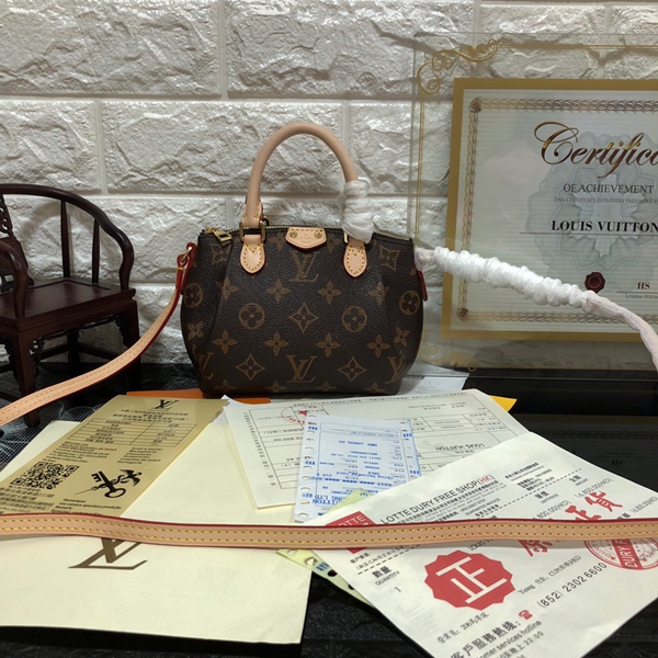 ルイヴィトンバッグ着用イメージ